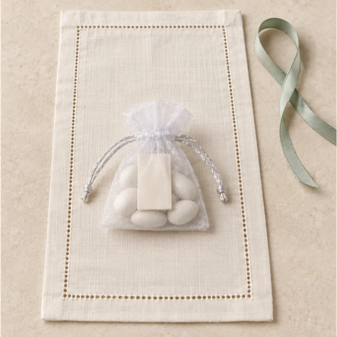 Place inside the linen